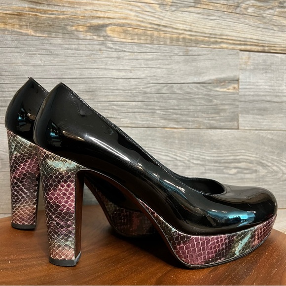 Platform Donald Pliner Black Patent Leather Snake Print Heel - Picture 8 of 16
